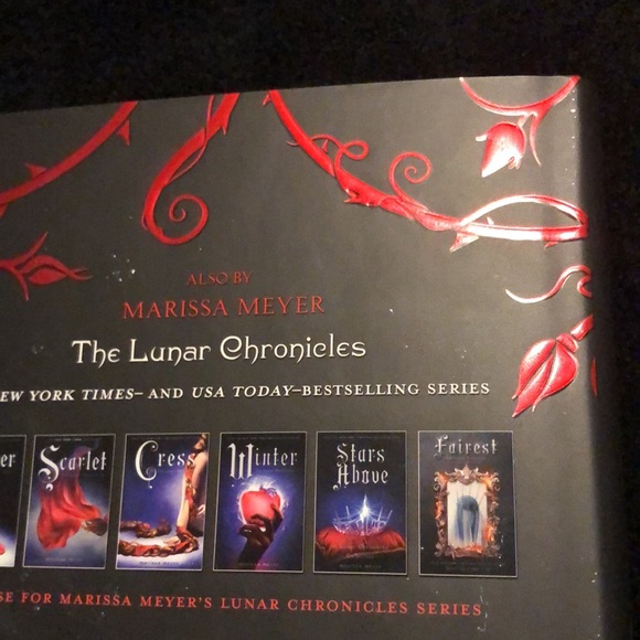 Heartless by Marissa Meyer Hardcover Book Great Condition - Picture 3 of 14